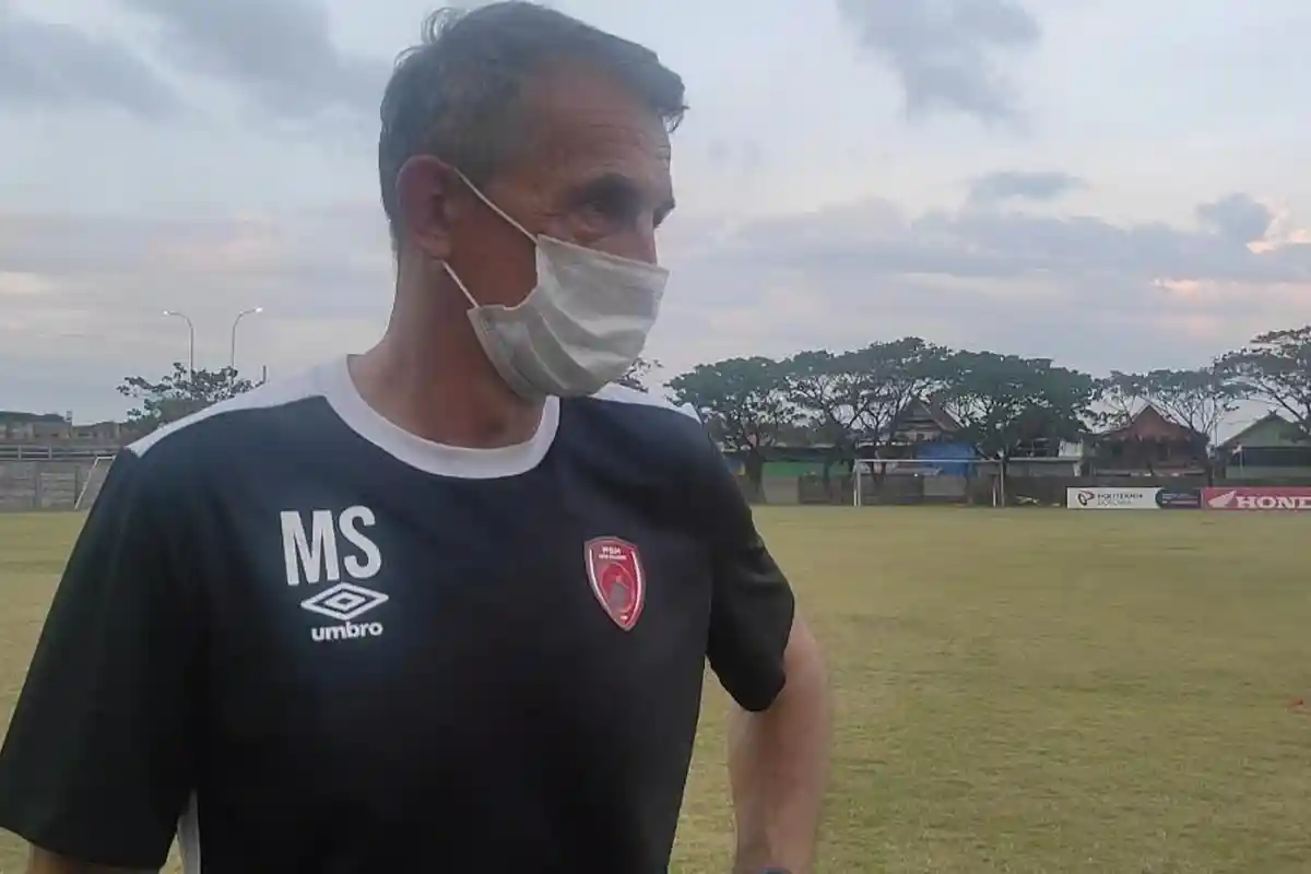 Milomir Puji Penampilan Olisa Goodstime, Bagaimana Nasib 3 Calon Pemain Bertahan Lainnya di PSM?