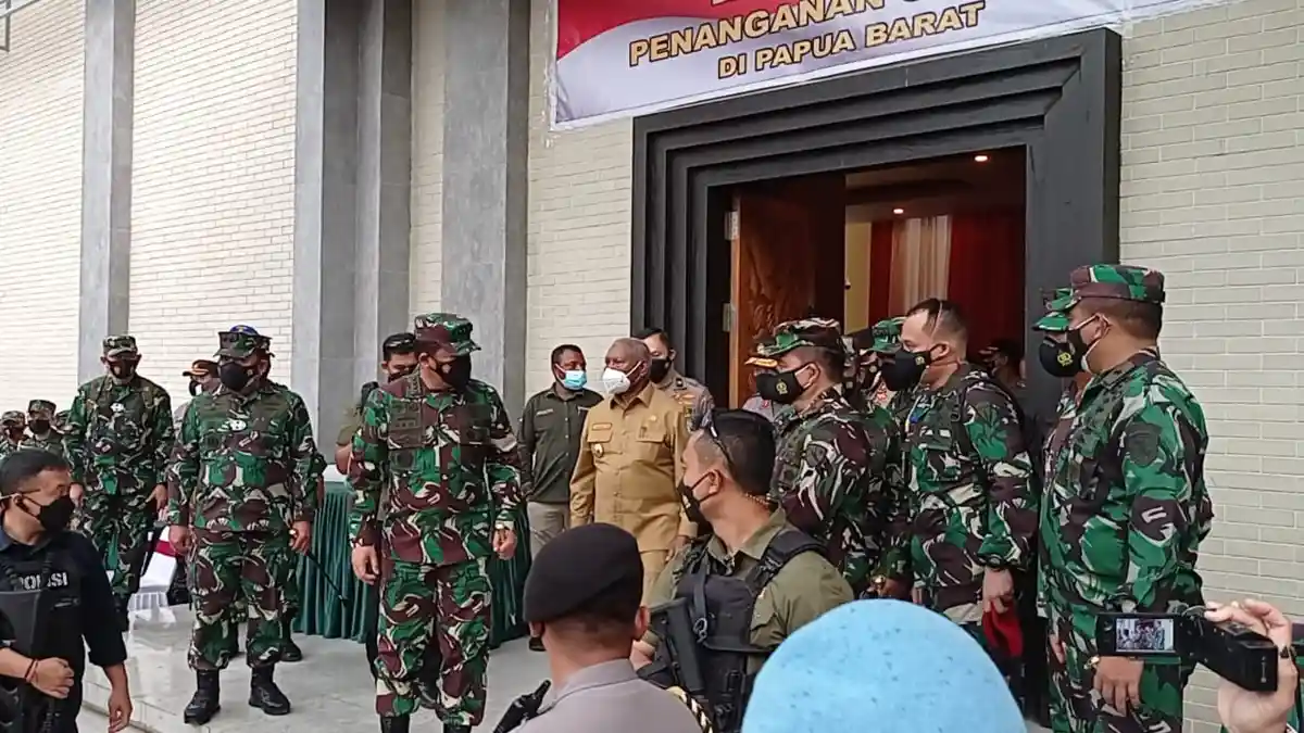 Usai Kunjungan Panglima dan Kapolri, Pos TNI di Serang KKB, 4 Anggotanya Tewas di Bantai