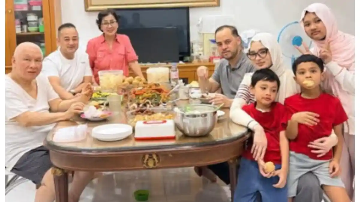 Komnas PA Berhasil Pertemukan Inara Rusli dengan Anak-anak, Pesan Kakak ...