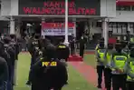 apel-gelar-pasukan-pengamanan-malam-tahun-baru-di-pemkot-blitar.jpg