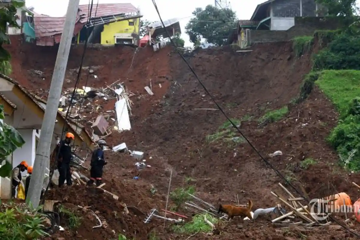Tanah Longsor di Sumedang: 36 Korban Tewas telah Ditemukan, Empat Orang Masih dalam Pencarian