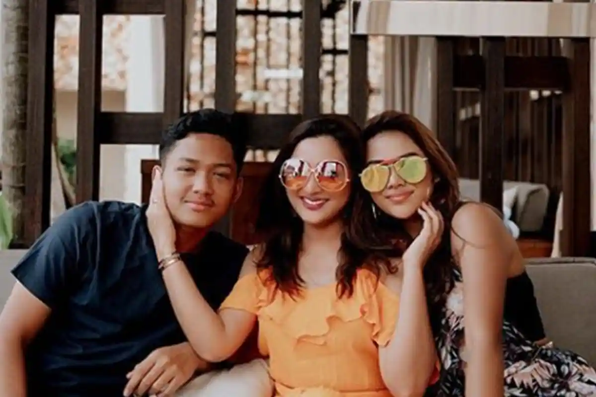 Foto dengan Aurel & Azriel Dikritik Karena Status Ibu Sambung, Ashanty Puji Hati Pengkritiknya