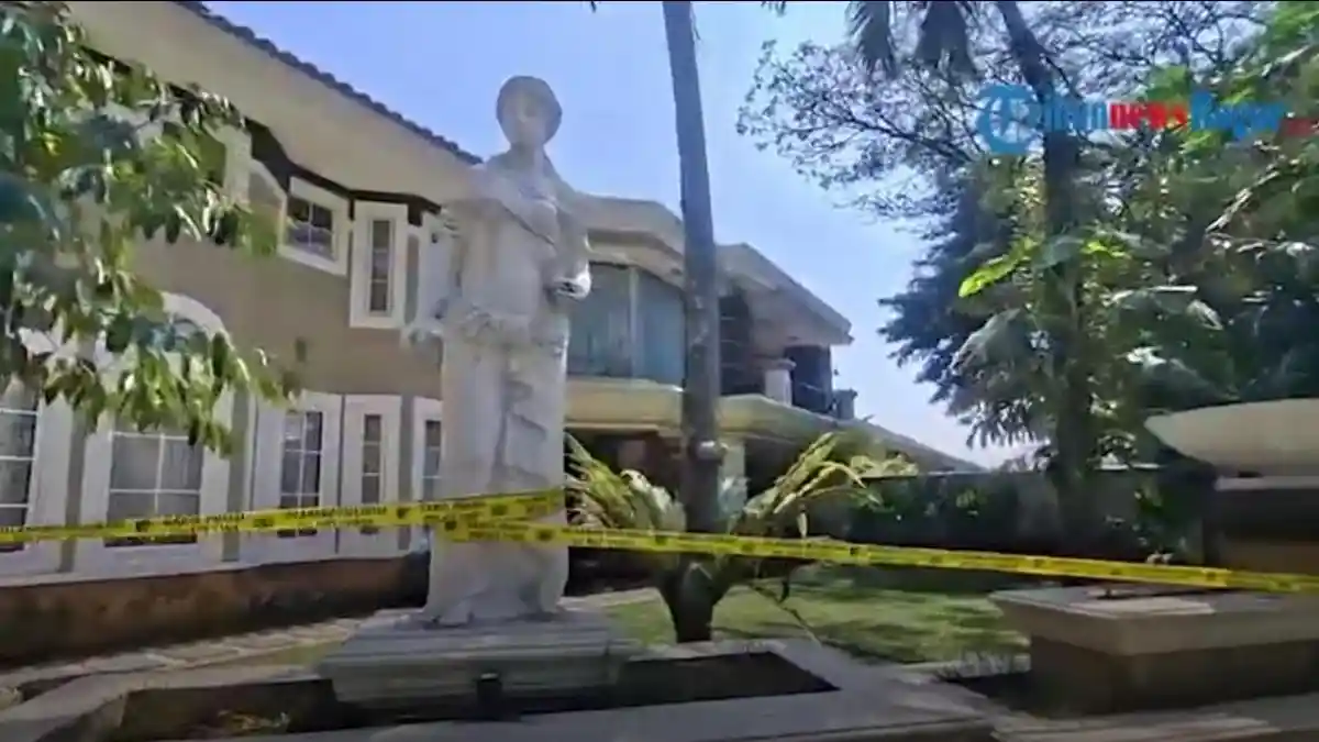 Penampakan Rumah Eks Jampidsus Ada Patung Dewi Keadilan Jadi Wisata Korupsi - Wartakotalive.com