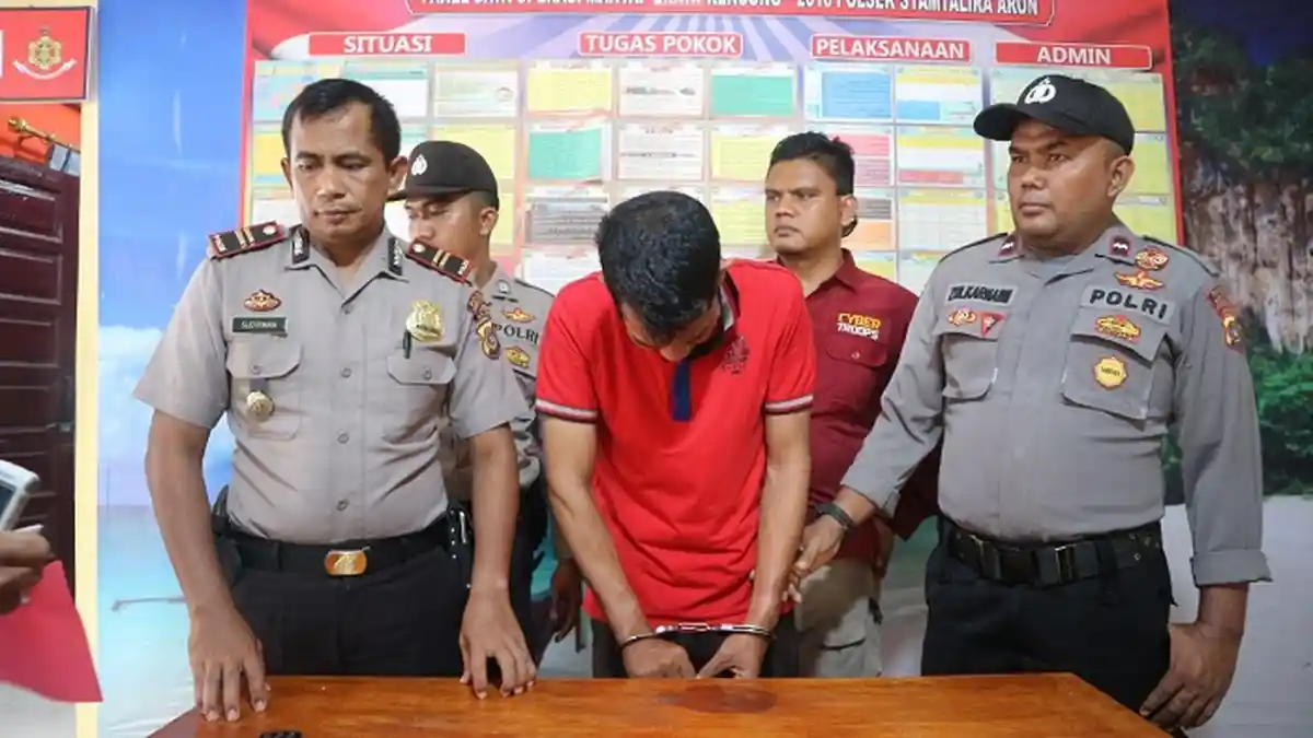 Pria Mengaku Polisi dan BNN yang Rampas Sepeda Motor Mulai Disidang