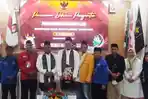 2-Gus-daftar-di-Pilkada-Gresik.jpg