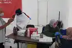 Warga-semangat-ikuti-vaksin-booster.jpg