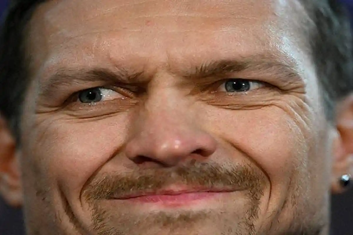 Oleksandr Usyk Lepas Dari Belenggu Asosiasi Tinju Dunia IBF, Filip Hrgovic Mesti Banyak Bersabar