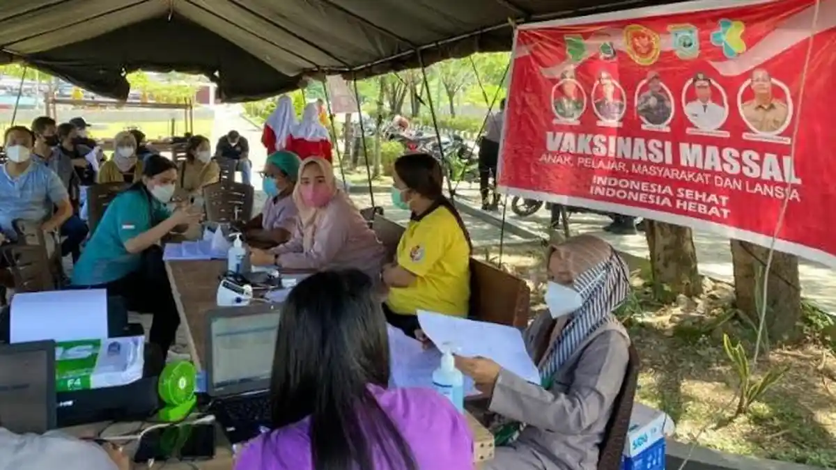 Kejar Pemerataan Vaksinasi Covid-19 di Papua Barat, BIN Terjun Hingga Pelosok