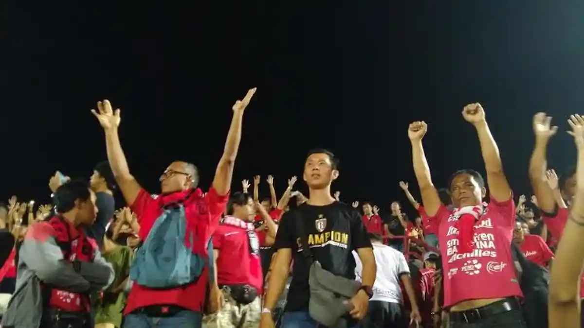 Melvin Platje Apresiasi Dukungan Fans Asal Belanda di Stadion Dipta Gianyar