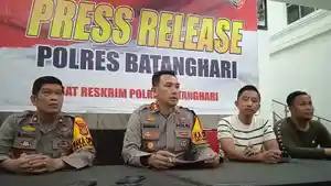 AKBP-Bambang-Purwanto-jumpa-pers.jpg