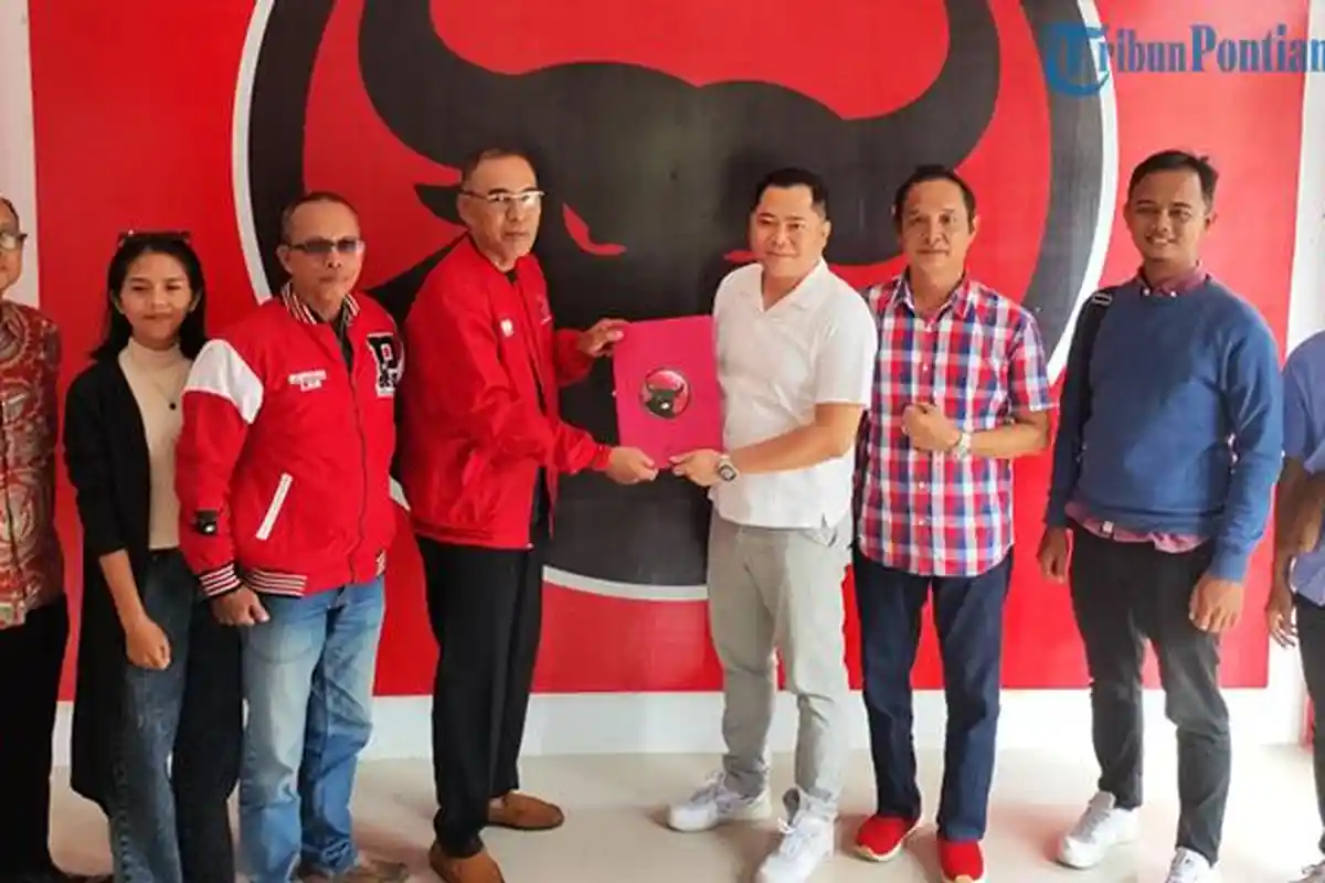 Ketua DPD PSI Pontianak Daftar Calon Wali Kota 2024 ke PDIP