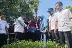 Wali-Kota-Makassar-memanen-urban-farming-2026-6.jpg