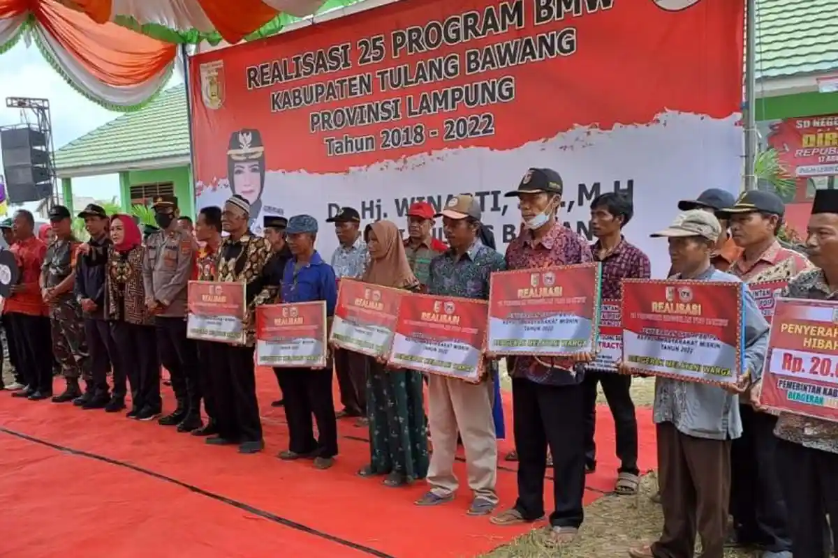Sebanyak 6.067 Warga Miskin di Tulangbawang Lampung Terima Keringanan Bayar PBB