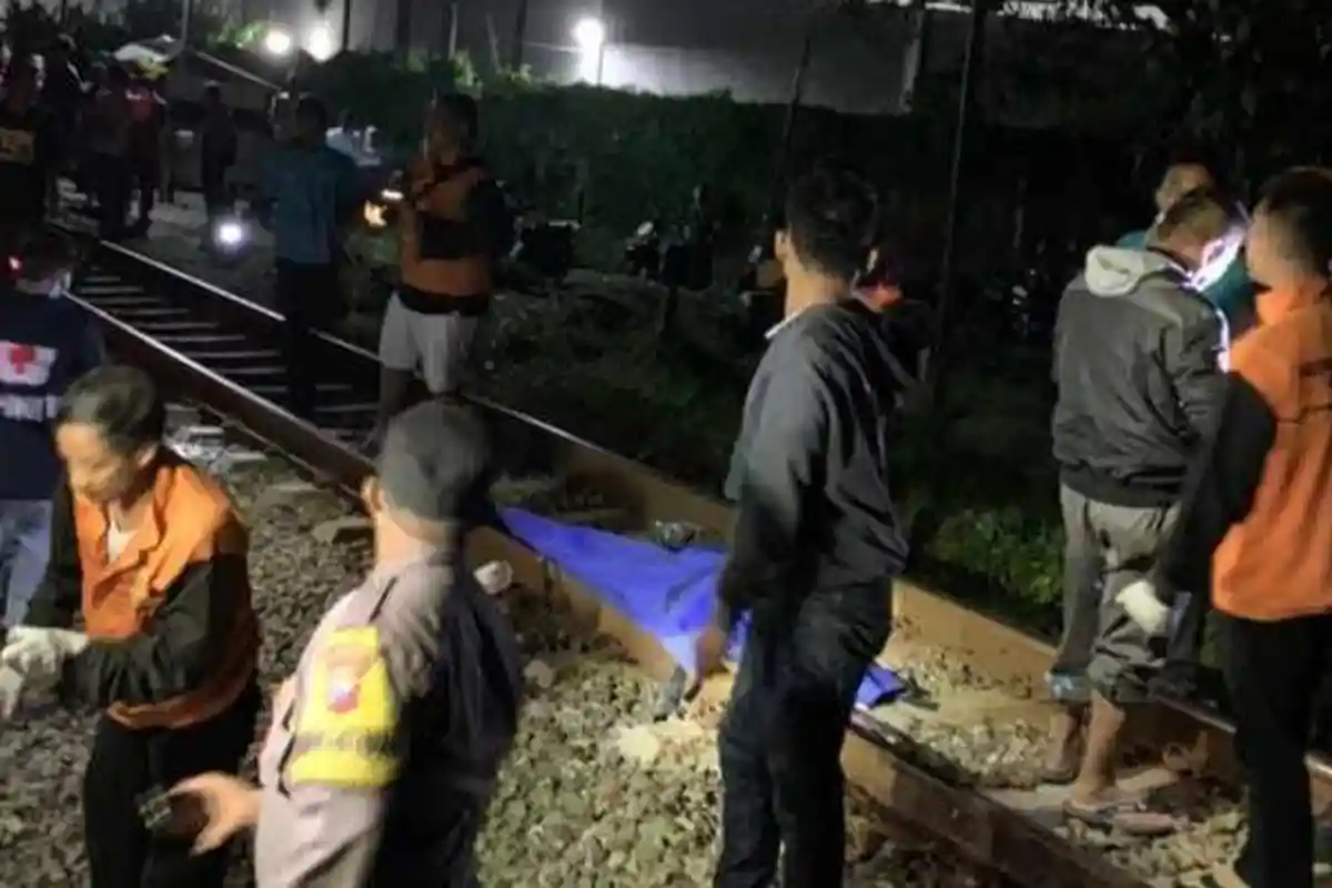 Deni Tewas Tertabrak Kereta Api Muatan BBM di Karanganyar, Motornya Masih Terkunci