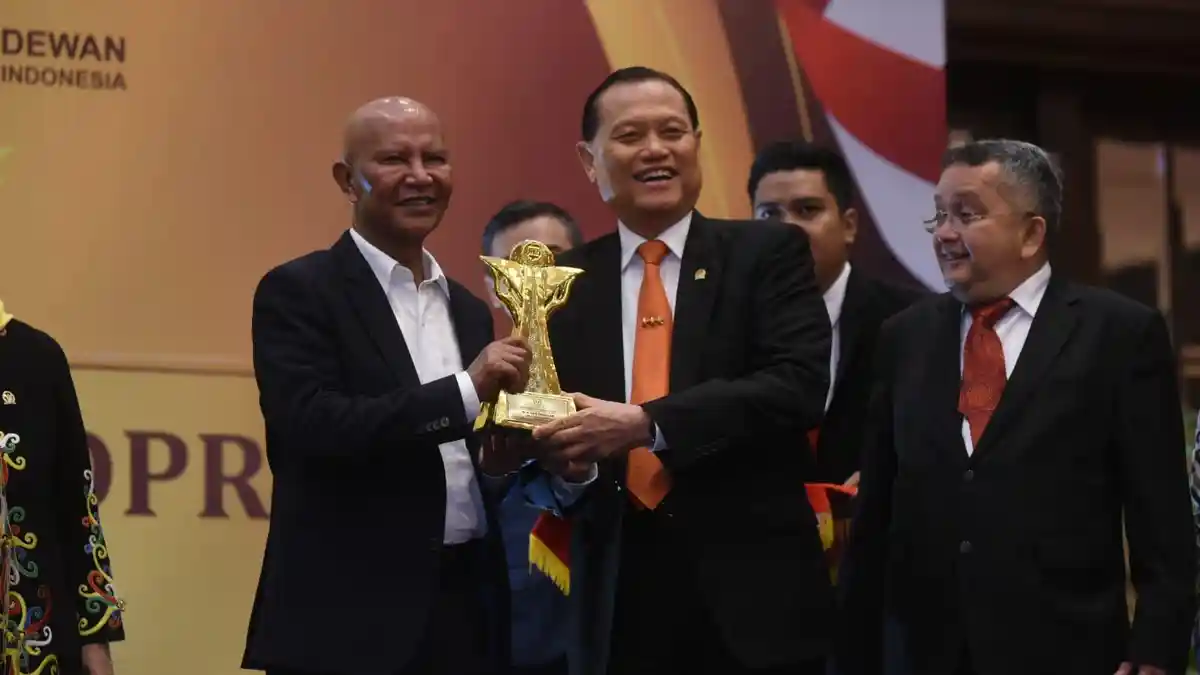 Terima MKD Awards 2023, Said Abdullah: Jaga Marwah DPR Tugas Kita Bersama