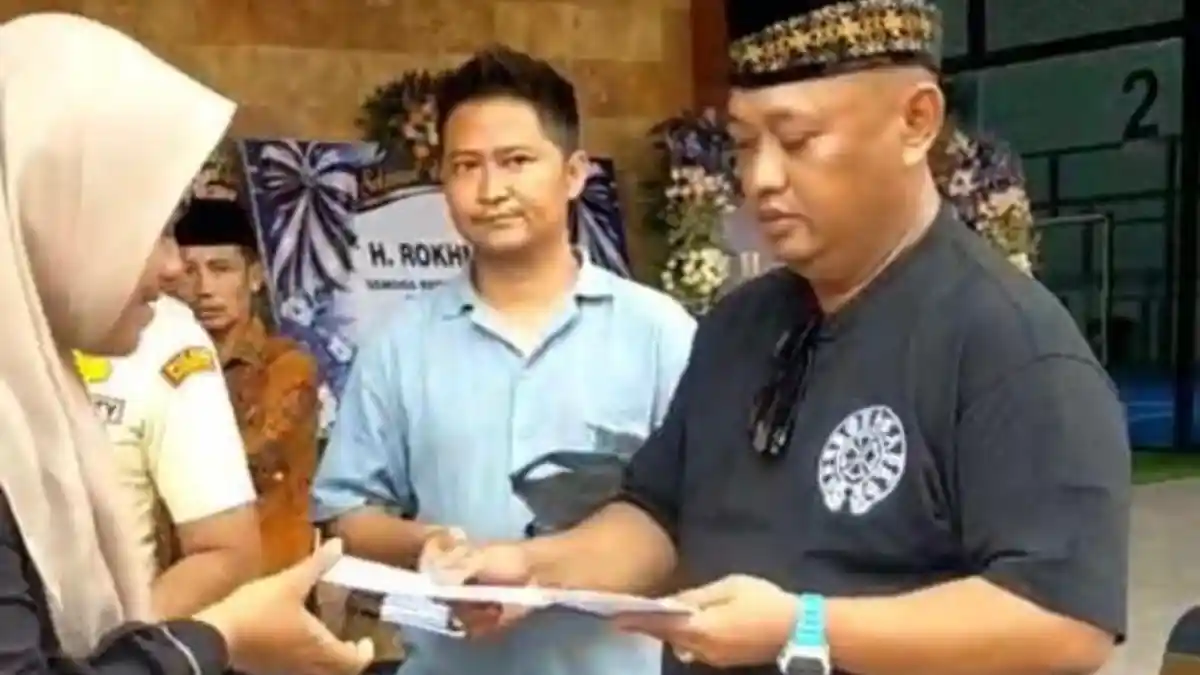 Rayakan Ultah Sembari Berbagi, 104 Anak Yatim Terima Santunan di Gempol Pasuruan