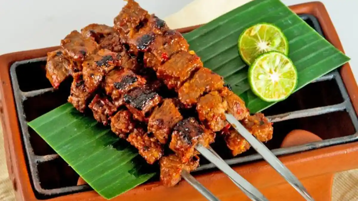 BBQ di Rumah dengan Daging Kurban Idul Adha, Ini Resep Mushroom and Beef Grill & Sate Bumbu Cincang