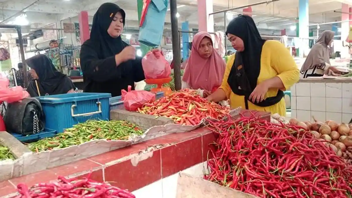Harga Cabai di Palembang Melonjak Tajam, Cabai Merah Keriting Tembus Rp ...