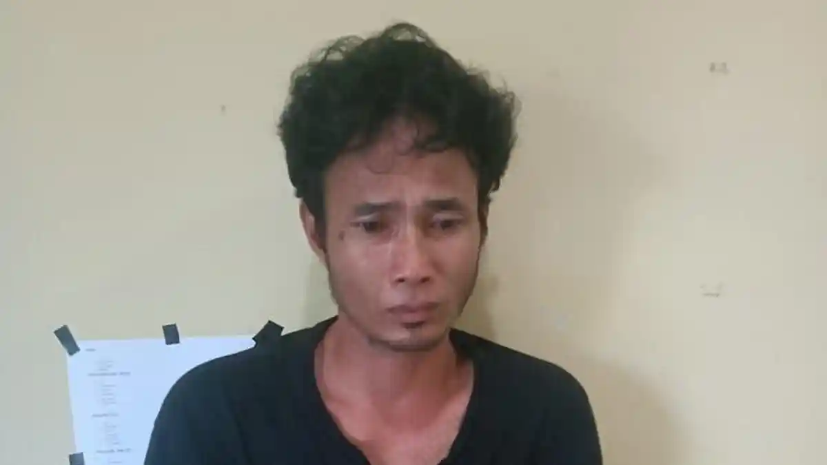 Gerak-gerik Robianto Warga Desa Namang Mencurigakan, Ternyata Barang yang Dilemparnya Sabu-sabu