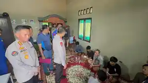 20240516-Kapolda-Babel-berdialog-dengan-pelaku-penyelundupan-benih-lobster.jpg