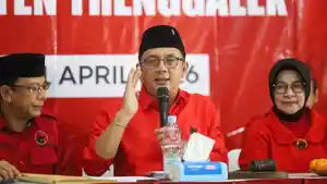 Sekretaris-DPD-PDI-Perjuangan-Jatim-Deni-Wicaksono-di-Musancab-Trenggalek.jpg