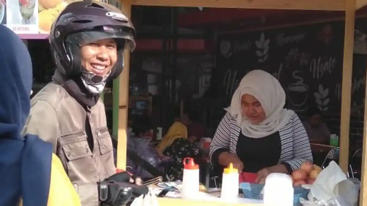 Dari Modal Rp 200 Ribu, Kini Ugha Punya Tiga Gerai Salad Buah