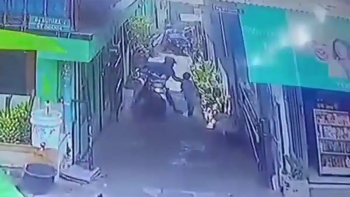 Tega, Penjambret Bermotor di Ciracas Tarik Kalung dari Leher Bocah 6 Tahun