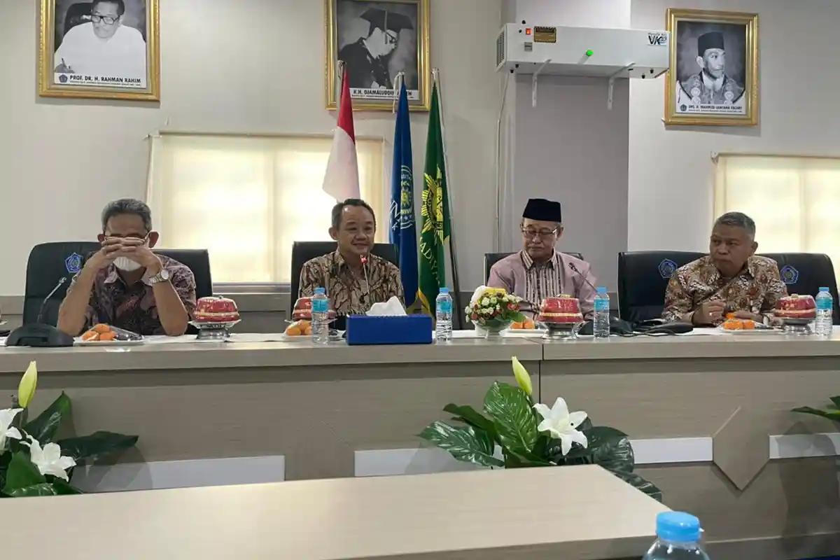 Kelakar Sekum PP Muhammadiyah Tak Pakai Kopiah di Unismuh Makassar Ogah Disebut Orang NU