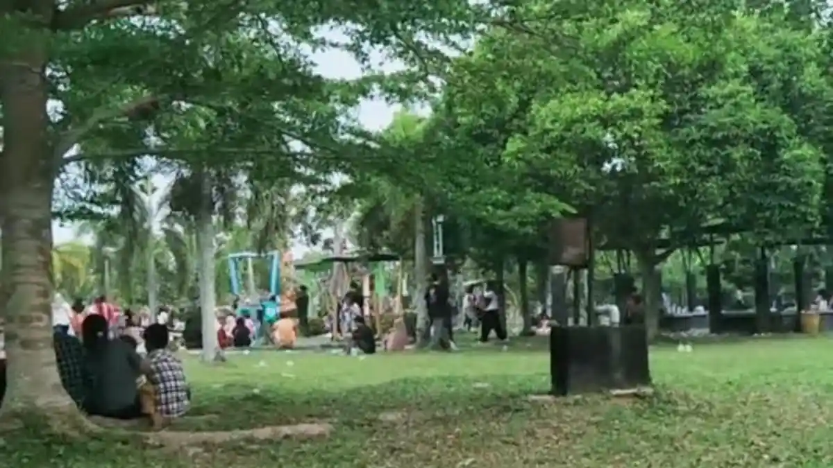Viral Muda-Mudi Berbuat Tak Senonoh di Taman Segitiga Emas Kayuagung, Satpol PP Perketat Pengawasan