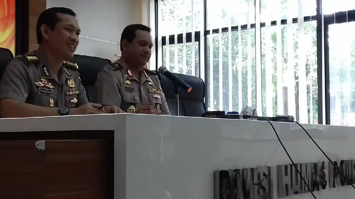 Polri Minta Waktu Telusuri Tuntutan Massa FPI