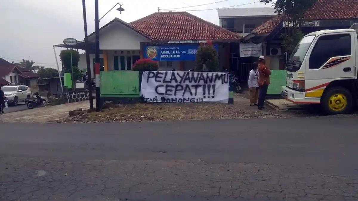 Spanduk 