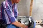 Reparasi Helm di Pasar Loak Kebayoran Lama