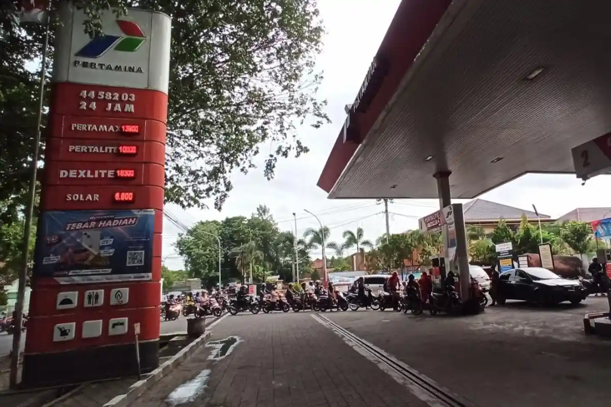 Naik Lagi! Harga BBM Lengkap Seluruh Indonesia Sabtu 8 April 2023 Cek Harga Jateng