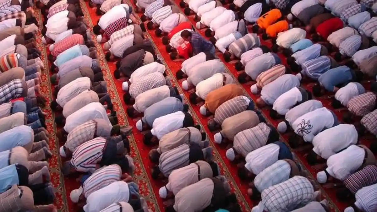 Contoh Khutbah Jumat Sehari Setelah Idul Adha 2023, Pelajaran dari Hari Raya Kurban