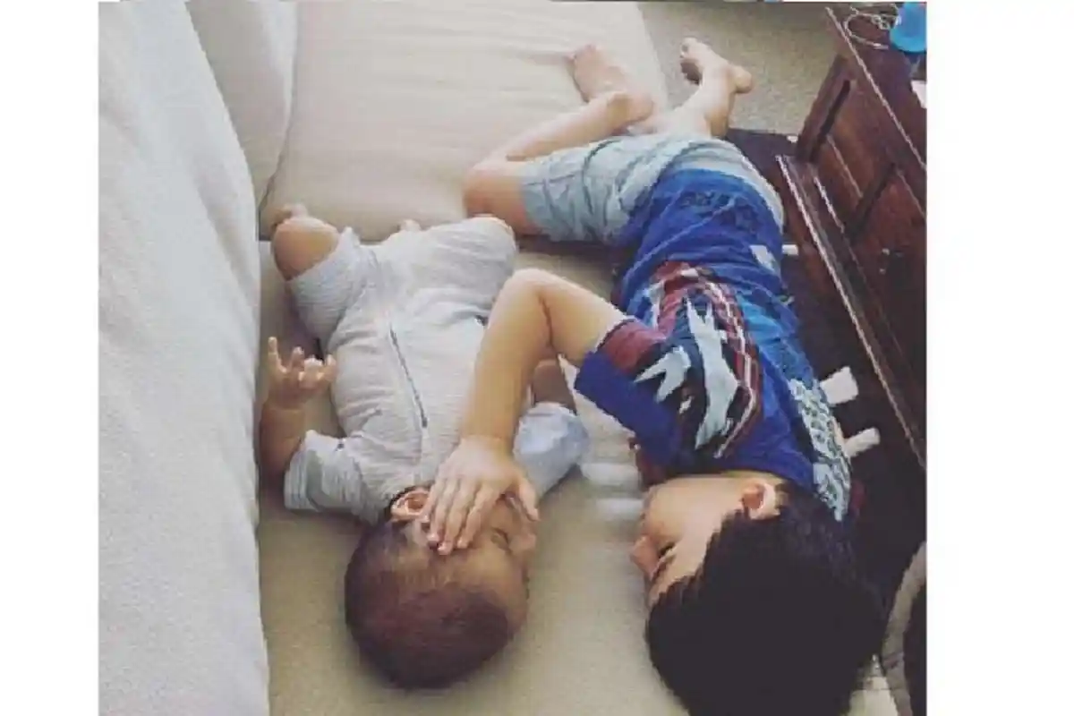 Sedih! Tahu Adiknya Sekarat Karena Kanker Ganas, Bocah 3 Tahun Lakukan Hal Memilukan Ini