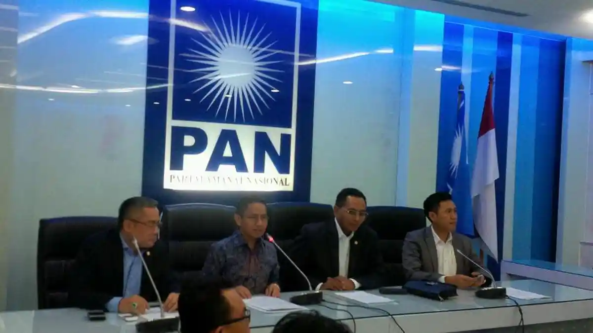 PAN: Tunda Kenaikan Harga BBM