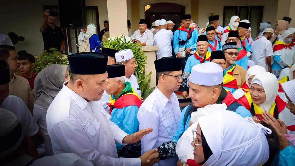 120 Calon Jemaah Haji Asal Karimun Dilepas ke Tanah Suci, Bupati Titip Doa untuk Daerah