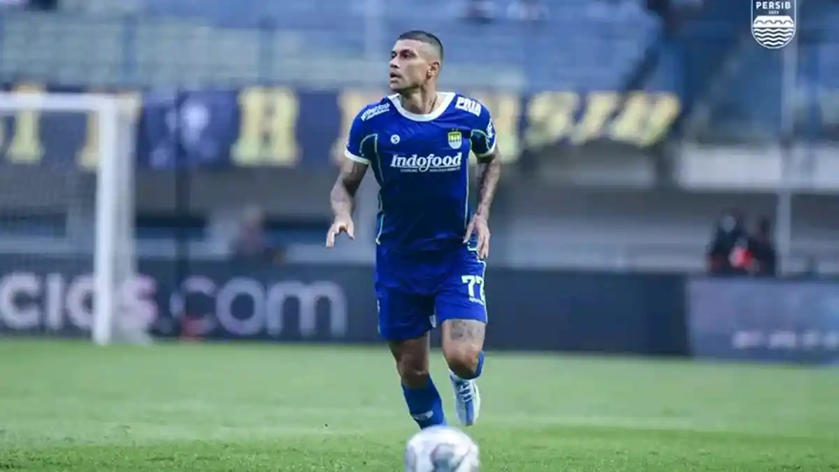 CIRO ALVES ABSEN Laga Persib Bandung VS Borneo FC, Robert Boyong 22 Pemain
