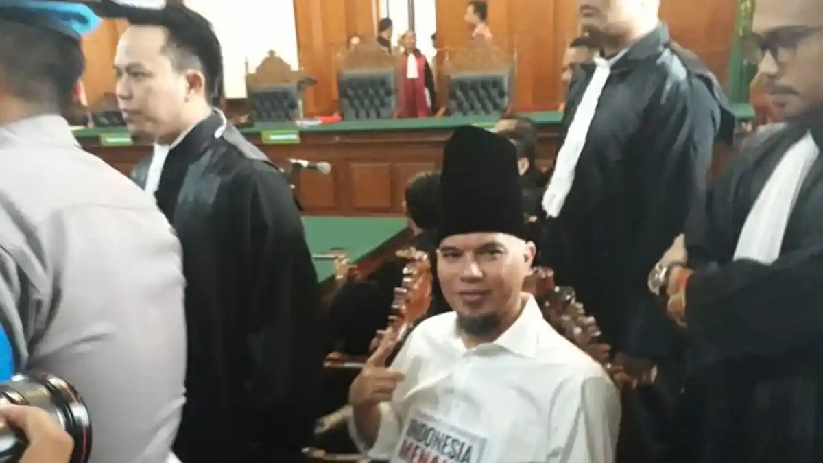 Breaking News! Ahmad Dhani Divonis Setahun Penjara, Ini Hal-hal yang Memberatkan dan Meringankan