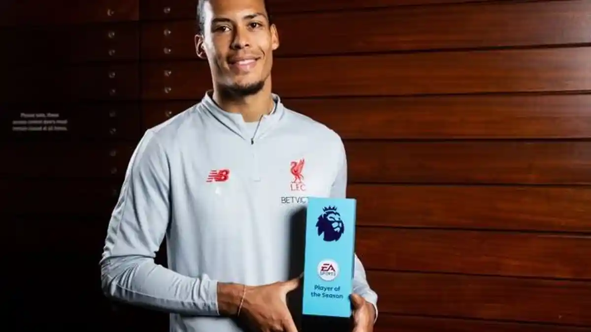 Resmi Datangkan Bek Preston, Liverpool Masih Incar Bek Marseille, Panic Buying Ditinggal Van Dijk?