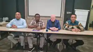 PS-Ketiga-Dr-Richard-Patty-bersama-c.jpg