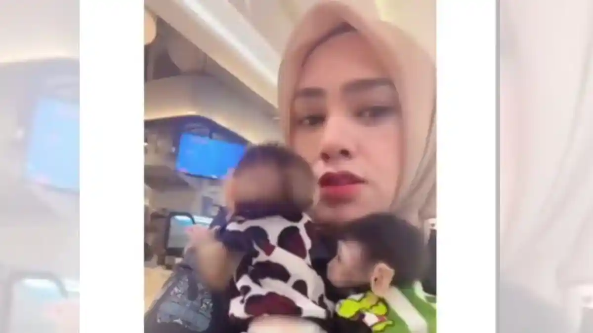Pemprov Sumsel & BKSDA Sebut Monyet Bukan Hewan Dilindungi Usai Viral Icha Atazen Bawa Monyet ke Mal