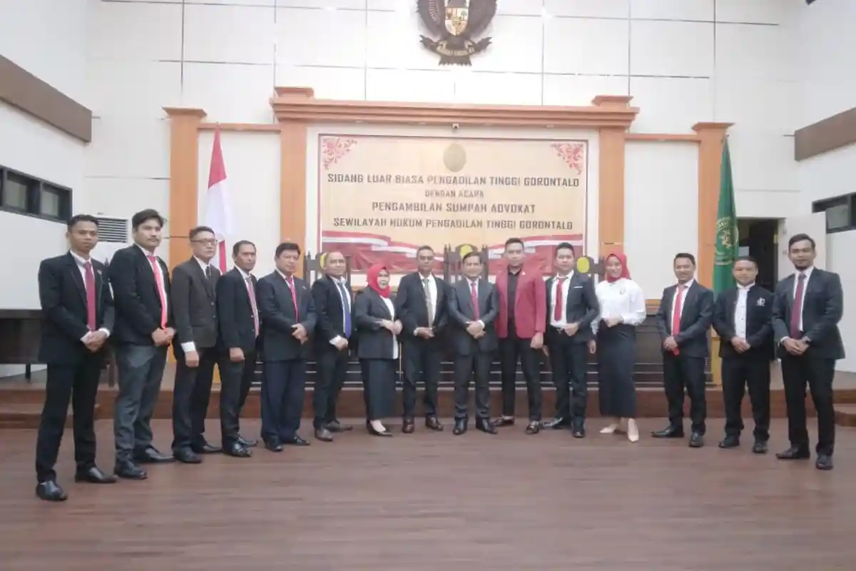 Pengadilan Tinggi Gorontalo Ambil Sumpah 11 Advokat Muda KAI