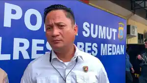 Kasat-Reskrim-Polrestabes-Medan-Kompol-Jama-Kita-Purba-saat-menyampaikan-kronologis.jpg