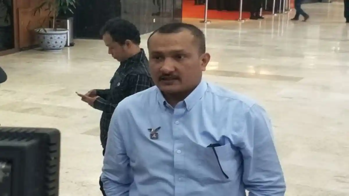 Kata Ferdinand Neraka Akan Lebih Banyak Dihuni Orang Mabuk Agama, daripada Orang yang Mabuk Miras