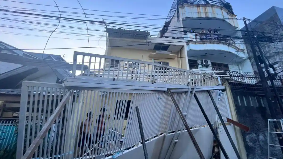 Ledakan Tabung Gas Hancurkan Rumah Warga di Tambora Jakbar, Seorang Lansia Terluka