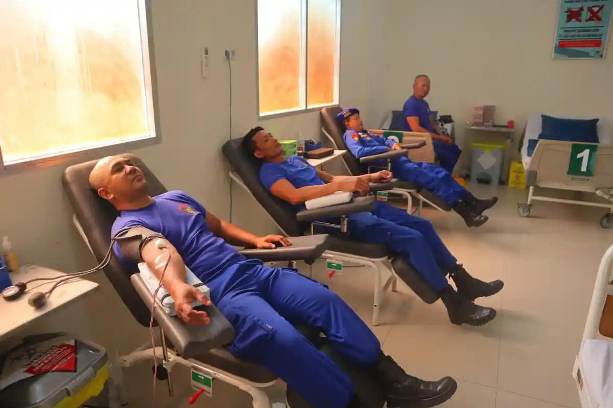 Satpolairud Polres Sintang Gelar Aksi Sosial Donor Darah Sambut HUT Polairud ke-75