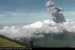 breaking-news-gunung-merapi-kembali-erupsi-durasi-328-detik-tinggi-kolom-abu-6000-meter.jpg