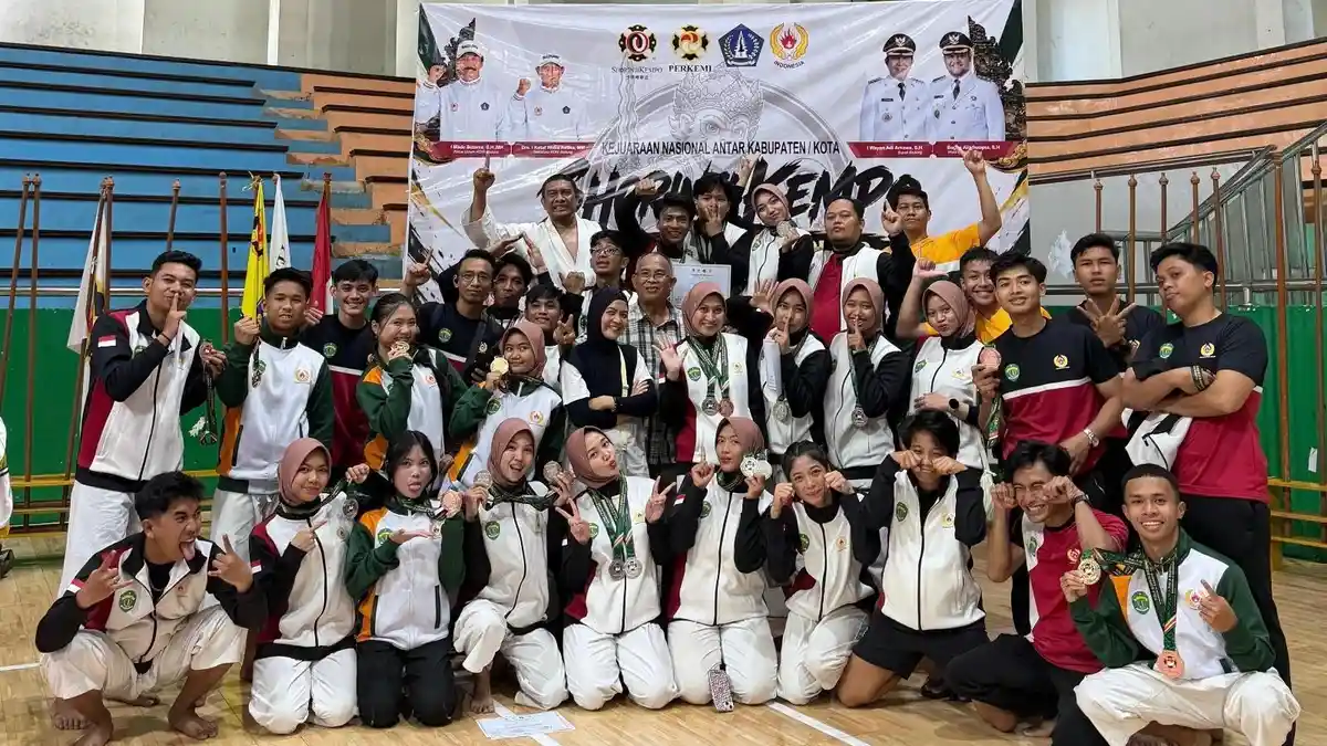 Remaja Kaltim Sabet Emas Kempo di Bali