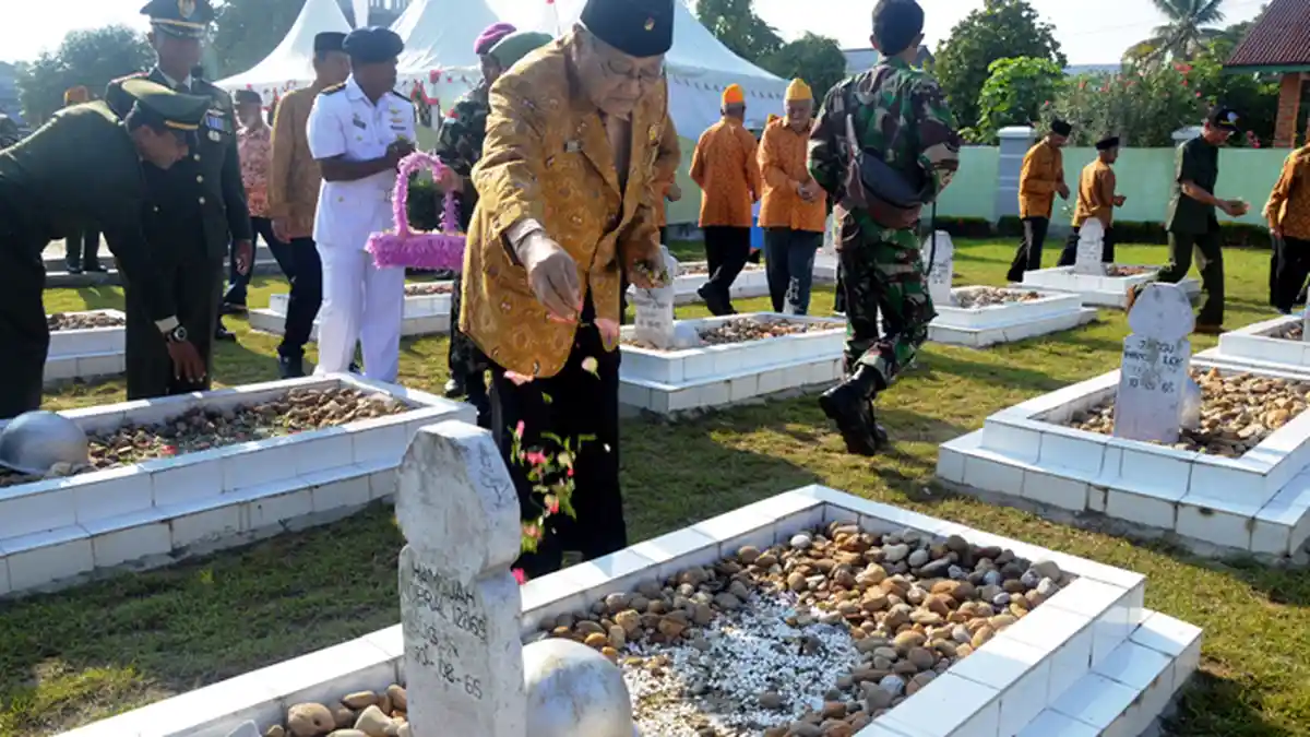 'Saya yang Ambil Jasad Hamsjah, Dia Tertembak, Hancur Jasadnya, Tinggal Separuh'